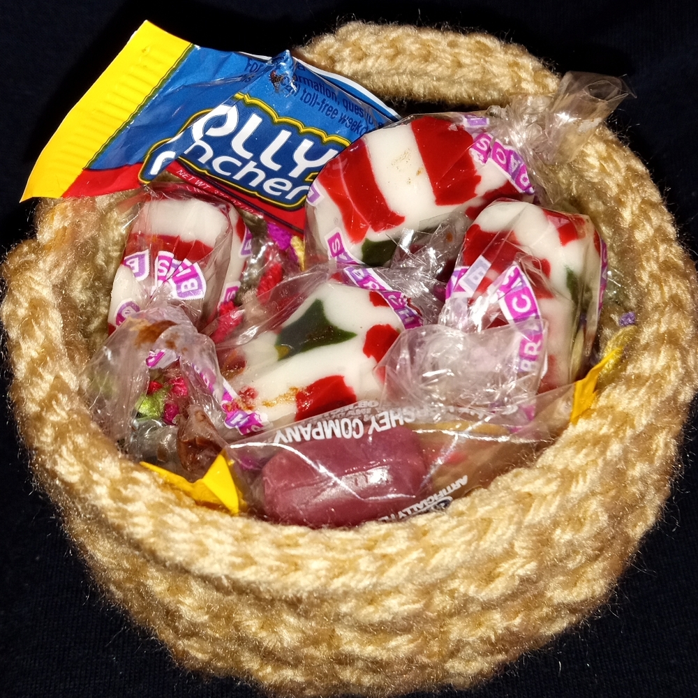 Mini Crochet Basket - Picture 7 of 7